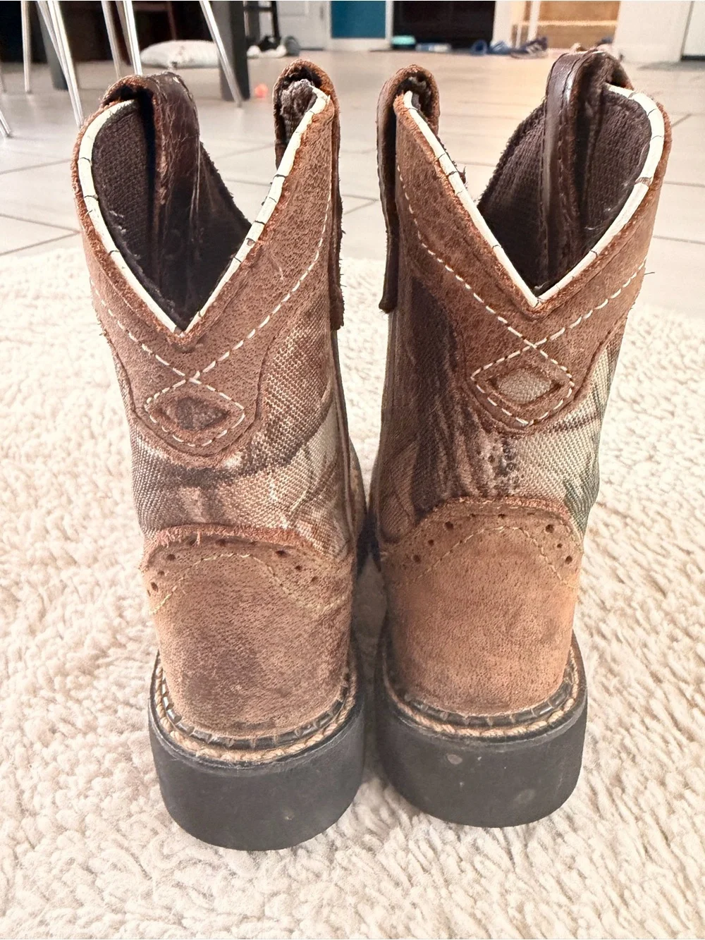 Justin Boots durable brown